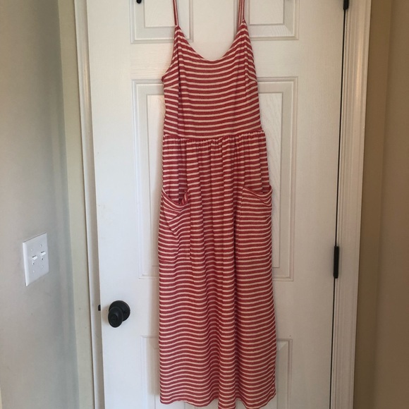 Le Lis Dresses & Skirts - This Dress 👀 NWOT